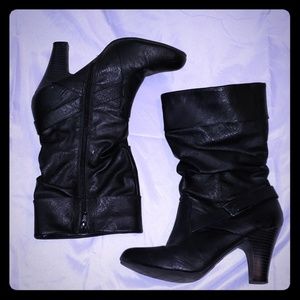 Black boots